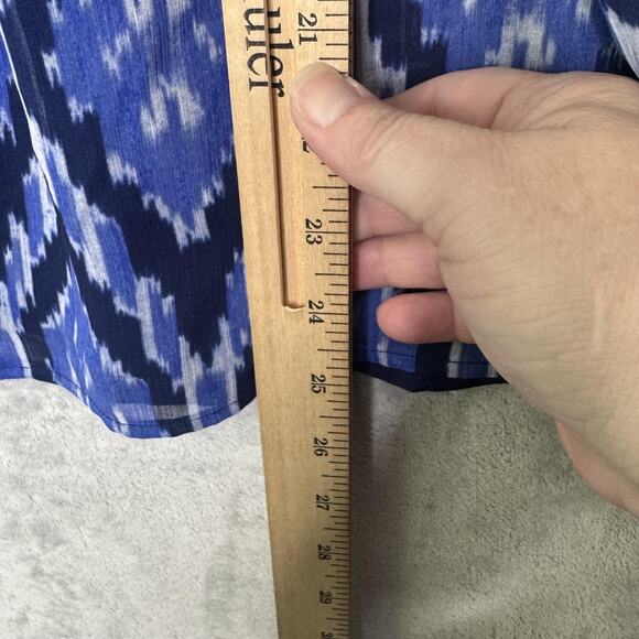 Talbots Blouse Womens XLP Petite Ikat Print Short Sleeve Tie Neck Top Polyester - Picture 9 of 9